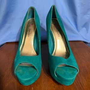 JustFab Size 11 Women’s Open Toe Green Heel